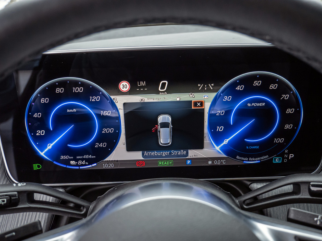 Bild 18 - EQE SUV 350 + ElectricArt Advanced +