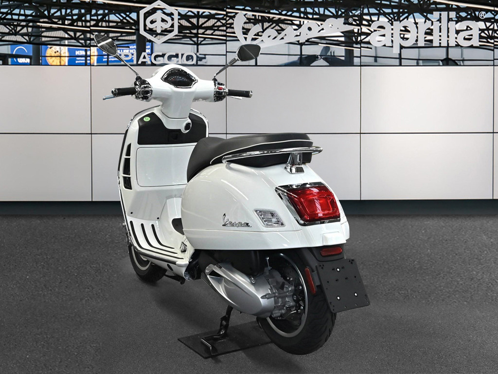 Bild 2 - GTS Super 310 E5 +