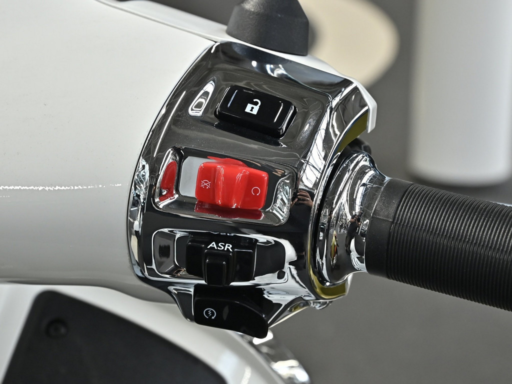 Bild 8 - GTS Super 310 E5 +