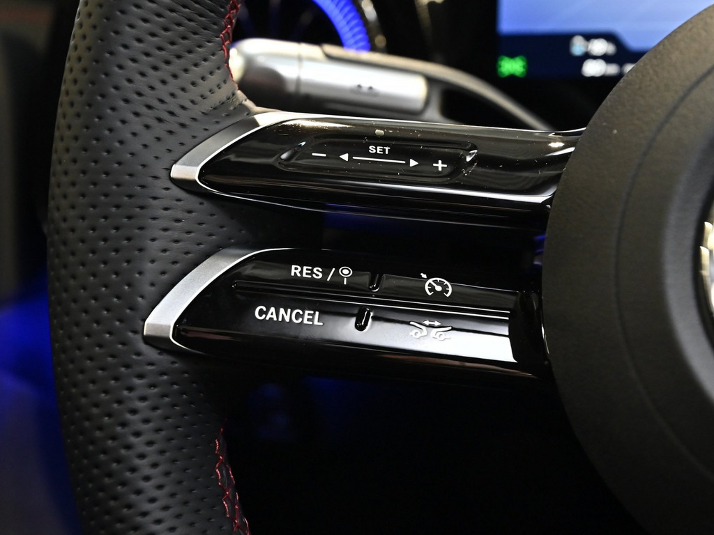 Bild 16 - CLA 200 mit EQ Technologie AMG Line