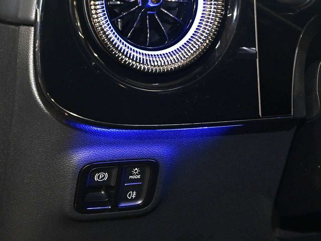 Bild 20 - CLA 200 mit EQ Technologie AMG Line