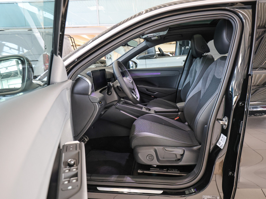 Bild 10 - T-Roc R-Line 1.5 TSI DSG