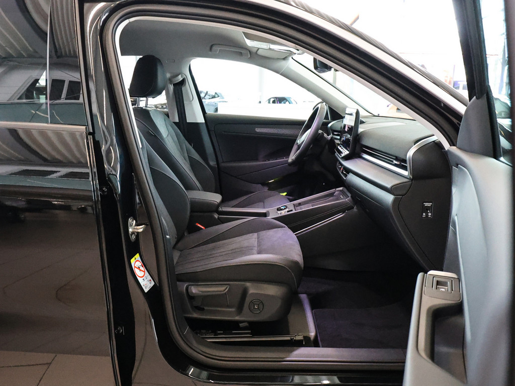 Bild 2 - T-Roc Style 1.5 eTSI DSG