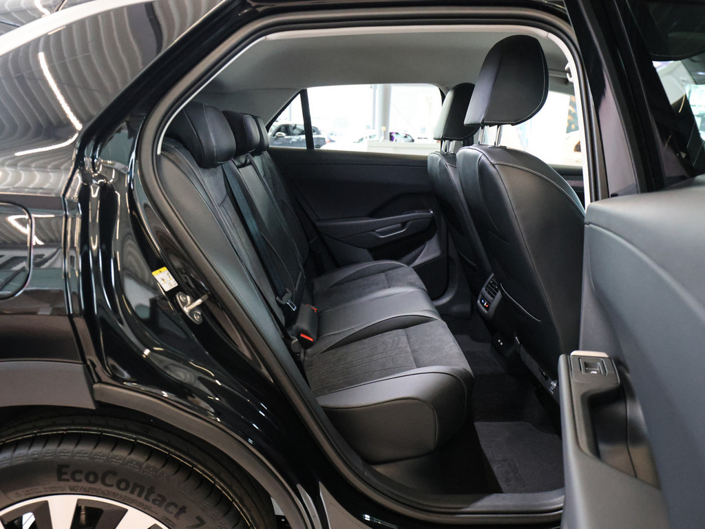 Bild 4 - T-Roc Style 1.5 eTSI DSG