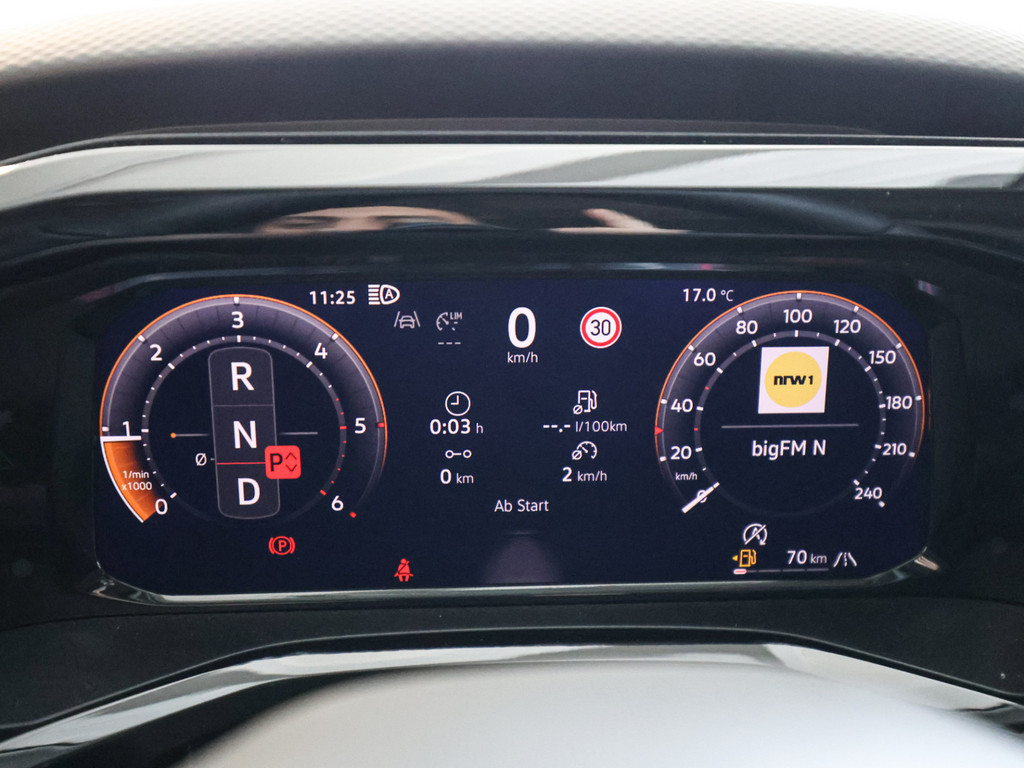 Bild 19 - T7 Multivan Energy lang 2.0 TDI DSG