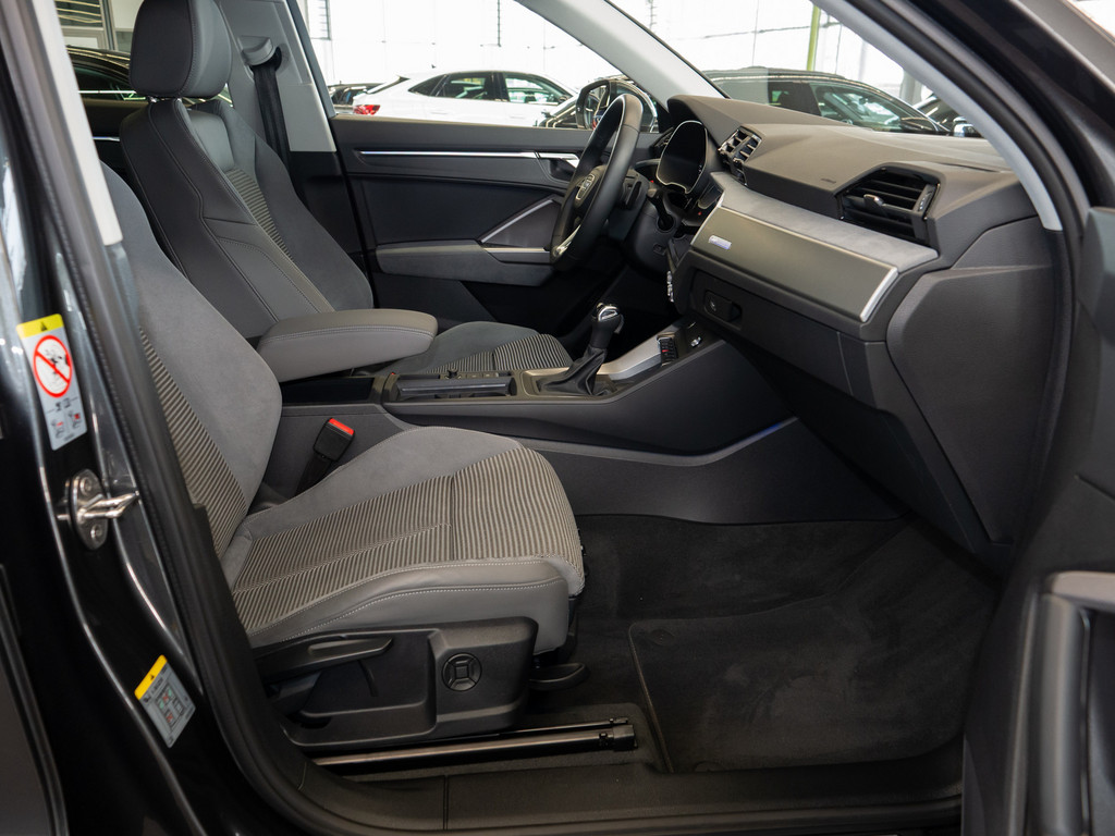 Bild 2 - Q3 S line 35 TDI S tronic