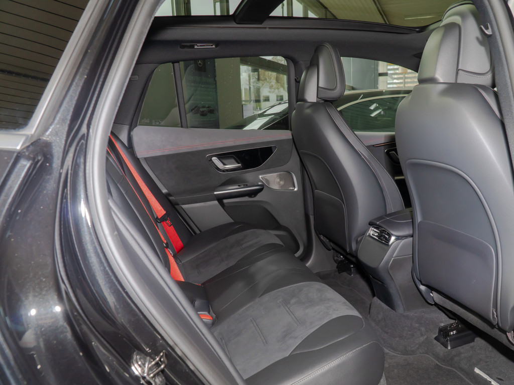 Bild 5 - EQE 53 AMG 4M + SUV Premium