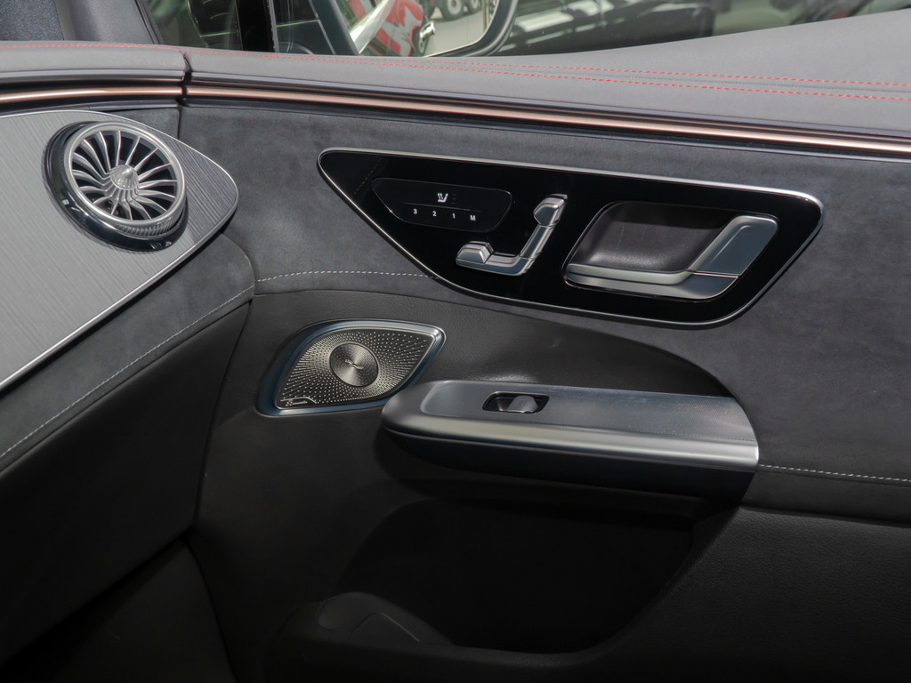Bild 18 - EQE 53 AMG 4M + SUV Premium