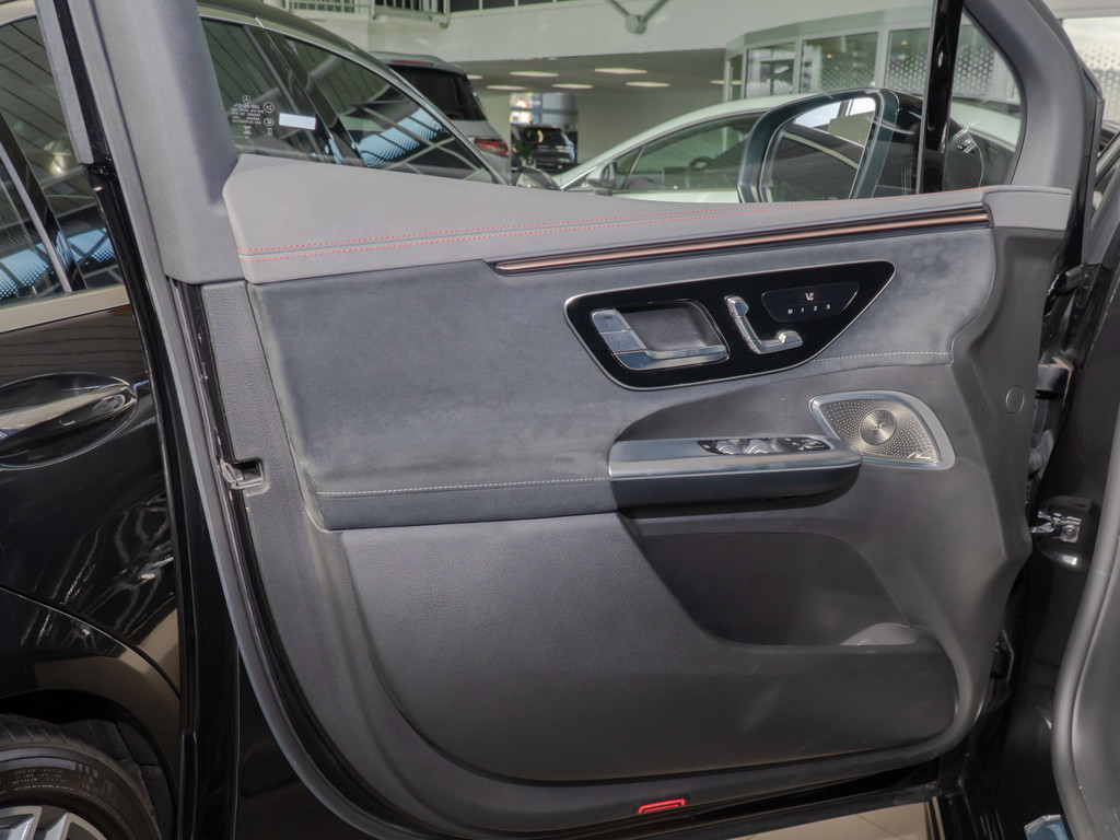 Bild 29 - EQE 53 AMG 4M + SUV Premium