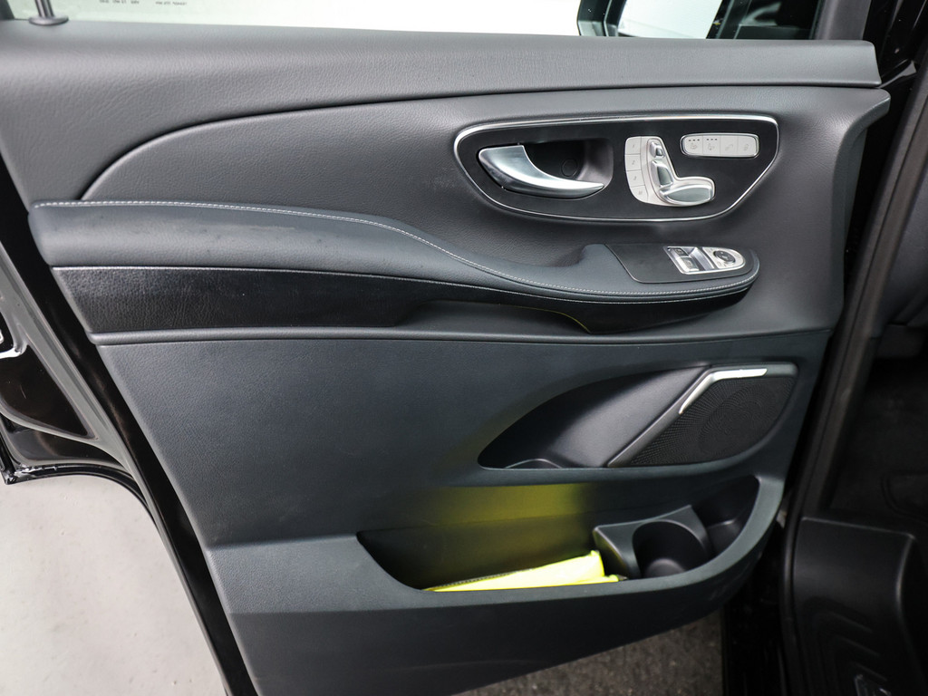 Bild 28 - V 300 d 4M AVANTGARDE AMG Lang