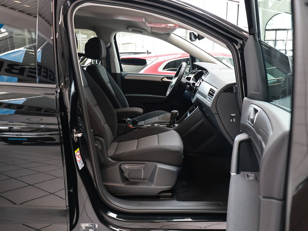 Bild 2 - Touran Comfortline 1,5 l TSI DSG