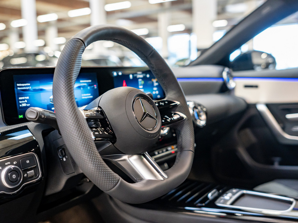Bild 19 - CLA 180 Coupé AMG Special Edition