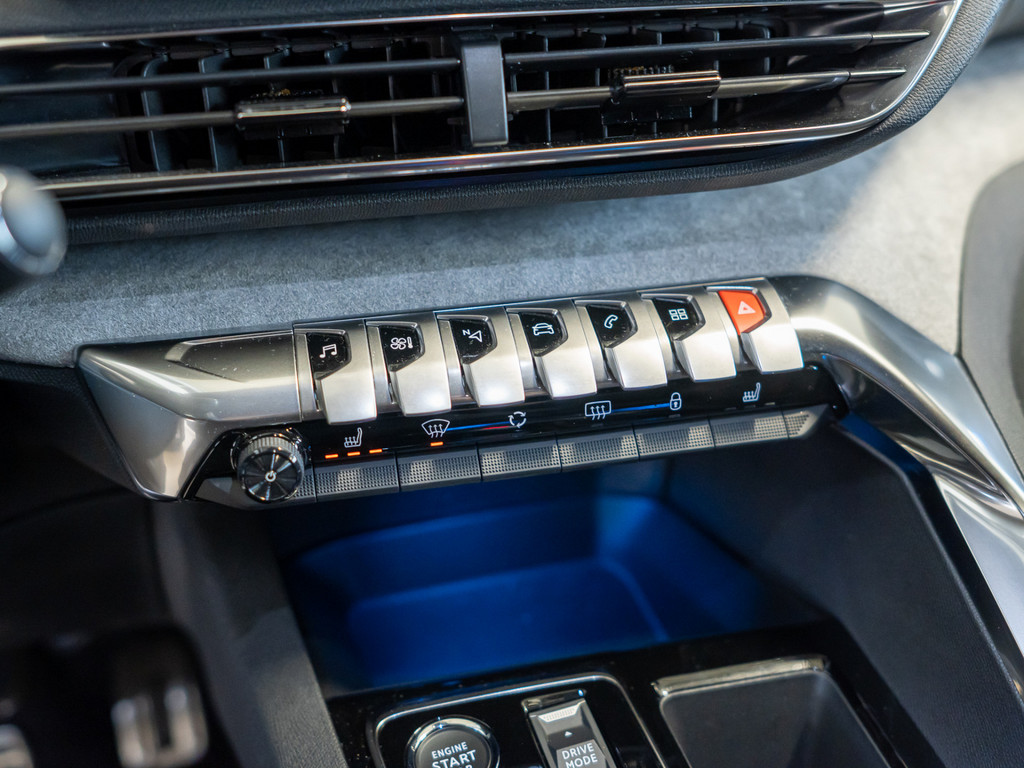 Bild 8 - 3008 GT Hybrid 136 e-DSC6