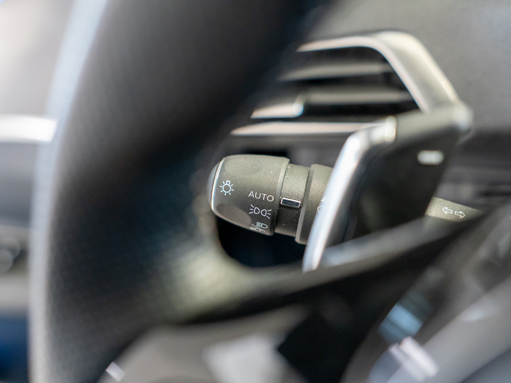 Bild 13 - 3008 GT Hybrid 136 e-DSC6