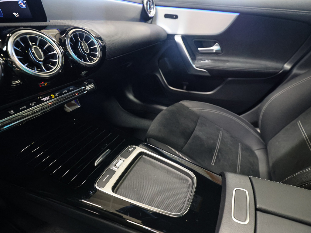 Bild 14 - CLA 180 Coupé AMG Special Edition