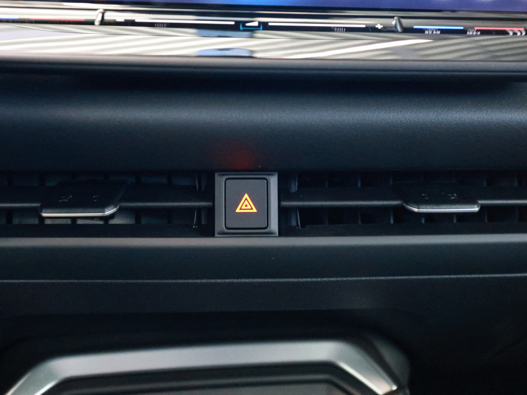 Bild 15 - T-Roc R-Line 1.5 eTSI DSG