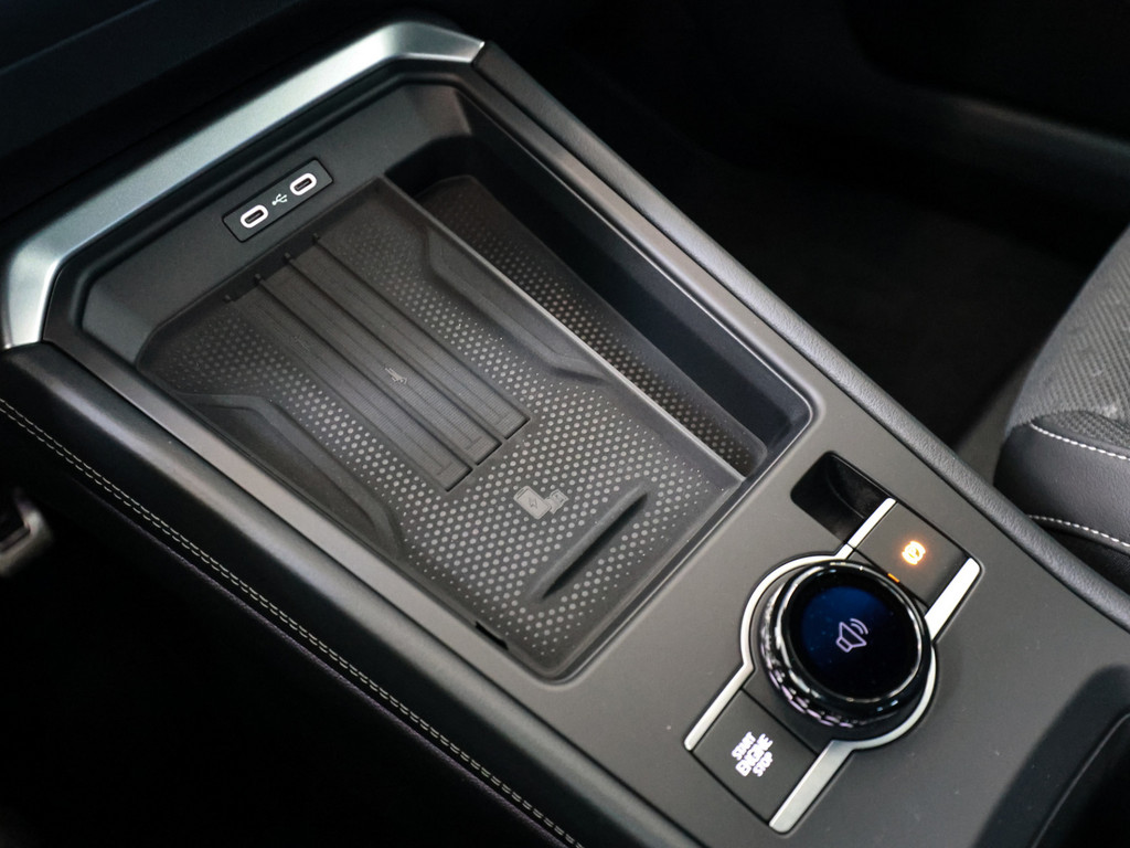 Bild 16 - T-Roc R-Line 1.5 eTSI DSG