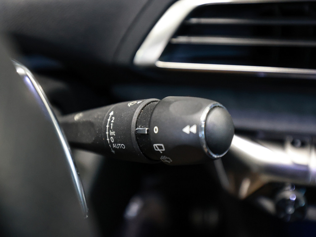 Bild 20 - 3008 GT Pack 300 Hybrid4 Allrad