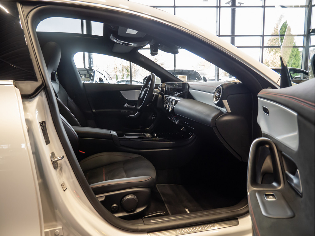 Bild 3 - CLA 220 SB d AMG Sport Advanced + 
