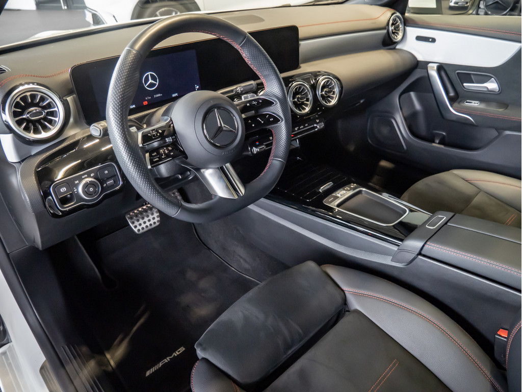 Bild 9 - CLA 220 SB d AMG Sport Advanced + 