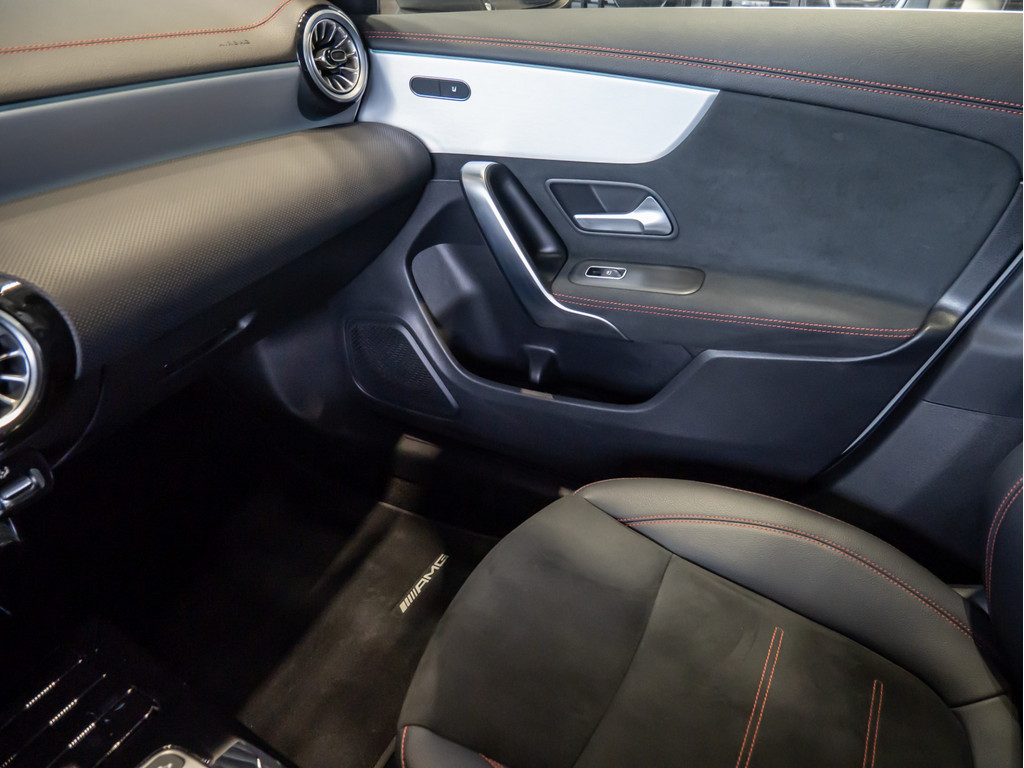 Bild 15 - CLA 220 SB d AMG Sport Advanced + 