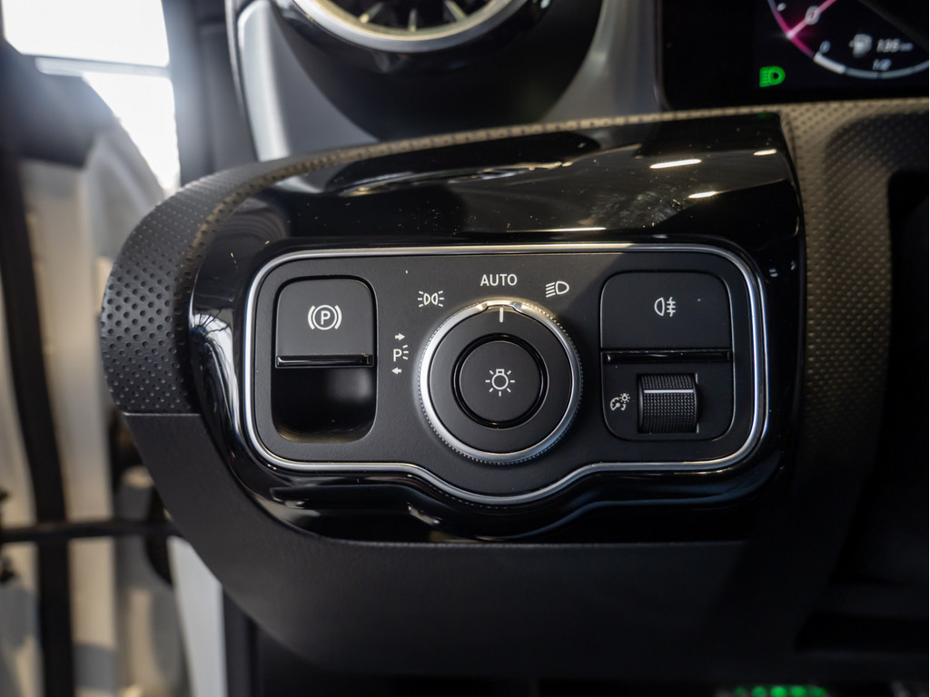 Bild 22 - CLA 220 SB d AMG Sport Advanced +