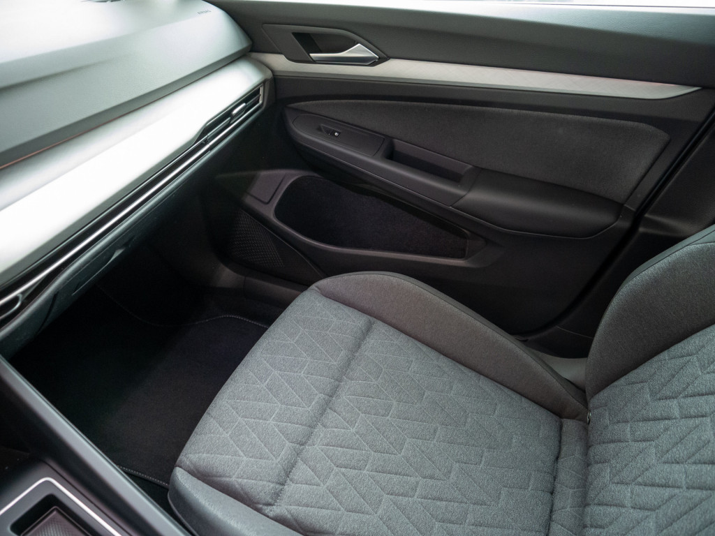 Bild 14 - Golf VIII Variant Life TDI DSG