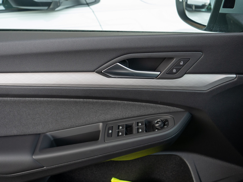 Bild 16 - Golf VIII Variant Life TDI DSG
