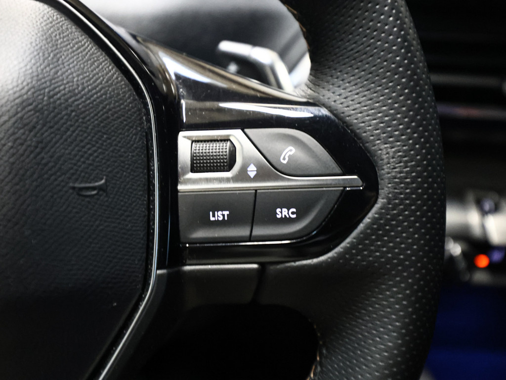 Bild 19 - 3008 GT Hybrid 136 e-DSC6