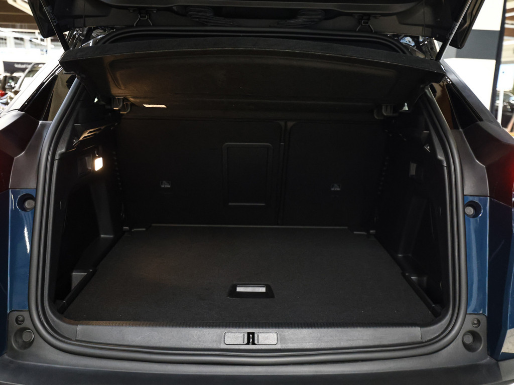 Bild 30 - 3008 GT Hybrid 136 e-DSC6