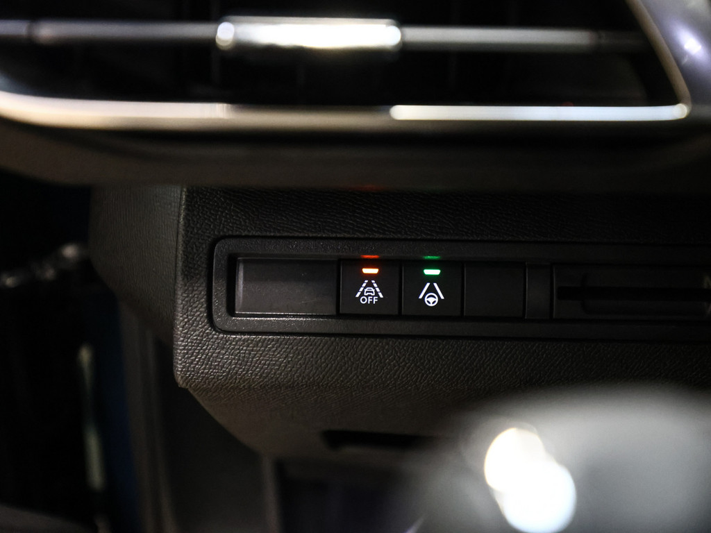 Bild 24 - 3008 GT Hybrid 136 e-DSC6