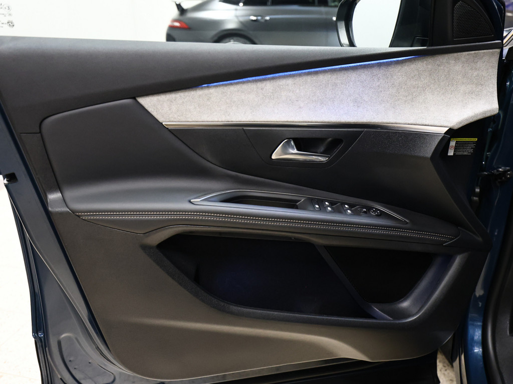 Bild 27 - 3008 GT Hybrid 136 e-DSC6