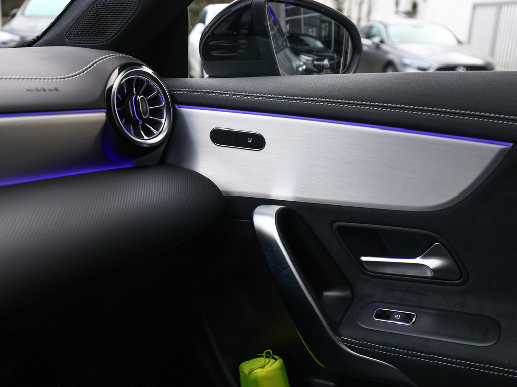 Bild 16 - CLA 180 Coupé AMG Special Edition