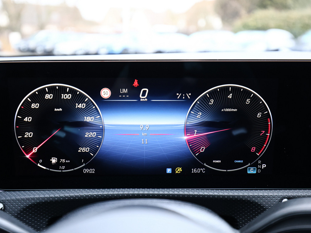 Bild 17 - CLA 180 Coupé AMG Special Edition