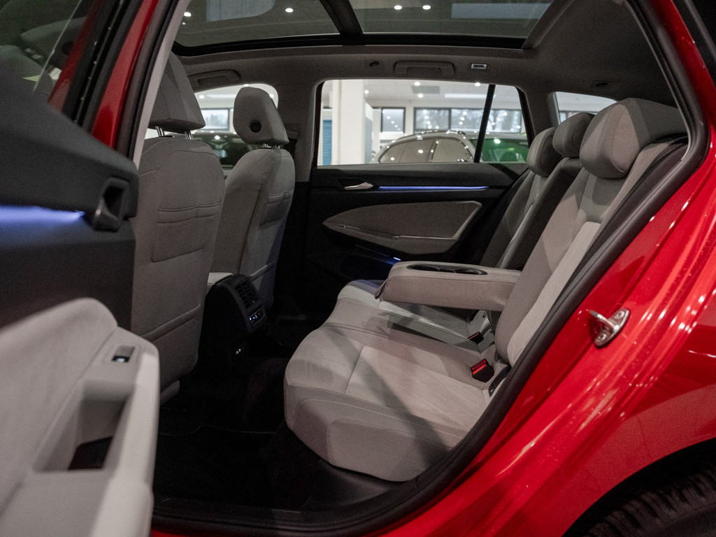 Bild 9 - Golf VIII Variant 1.5 eTSI Style