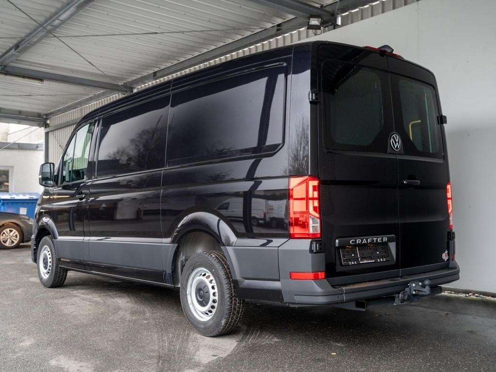 Bild 4 - Crafter 35 MR Kasten 2.0TDI KLIMA + AHK + RFK + GJR