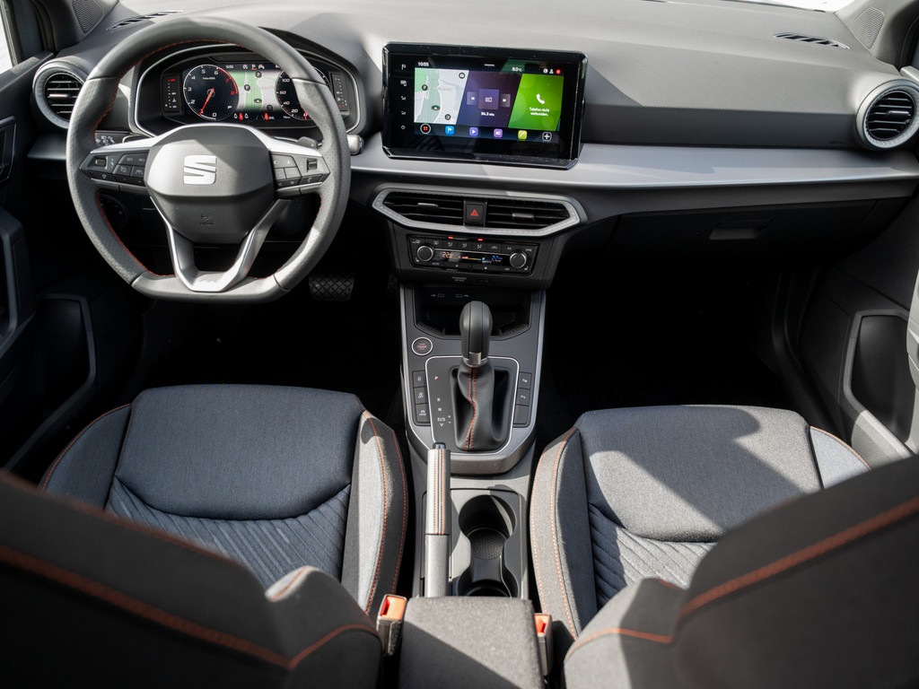 Bild 10 - Arona 1.0 TSI FR ACC FLA ParkAss. SpurH LM LED