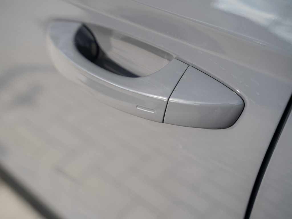 Bild 28 - Arona 1.0 TSI FR ACC FLA ParkAss. SpurH LM LED