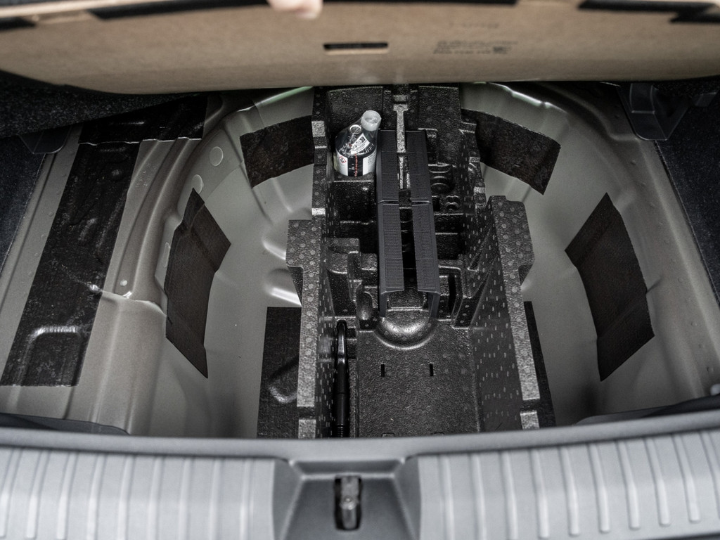 Bild 31 - Kamiq Selection 1.0 TSI ACC SpurH LM LED Navi