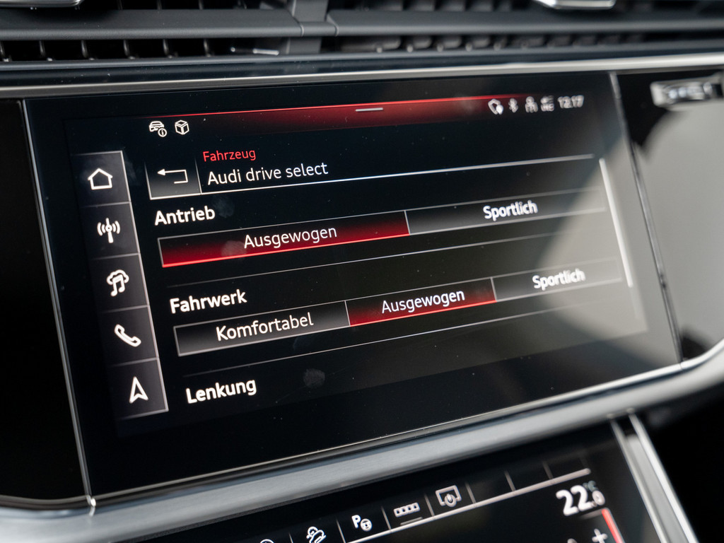 Bild 16 - Q7 45TDI Luft ACC SpurH MATRIX KeyLess 4xKlima