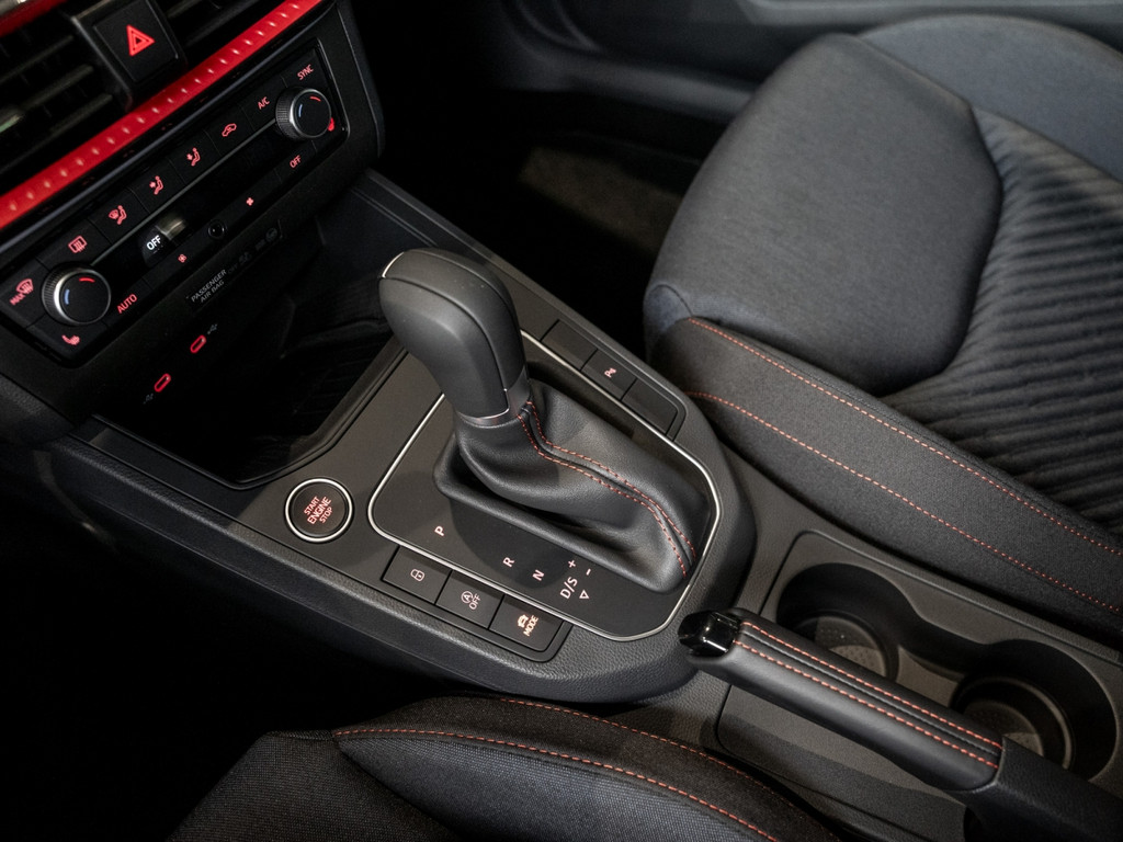 Bild 20 - Ibiza 1.0 TSI FR Black Edition Kam. Navi Sportp.