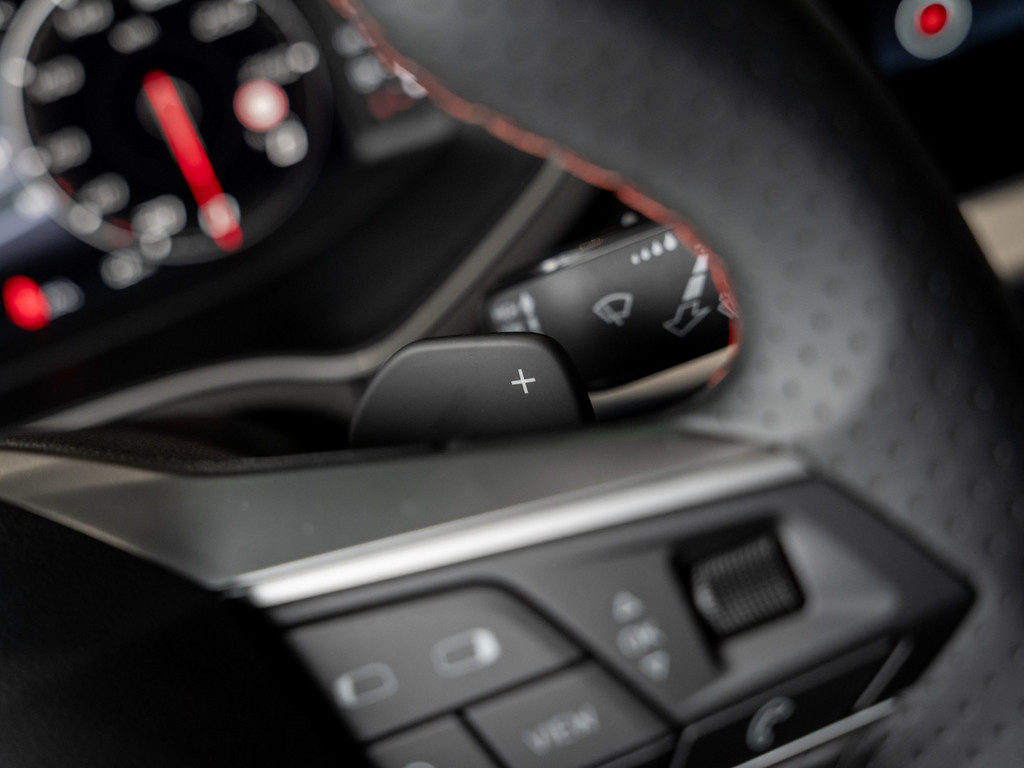 Bild 23 - Ibiza 1.0 TSI FR Black Edition Kam. Navi Sportp.