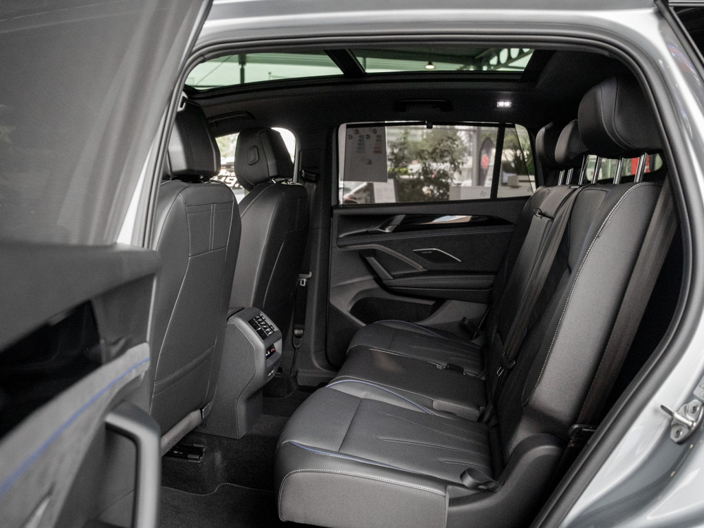 Bild 9 - Tayron R-Line 2.0 l TDI 4MOTION DSG DCC Pano AHK