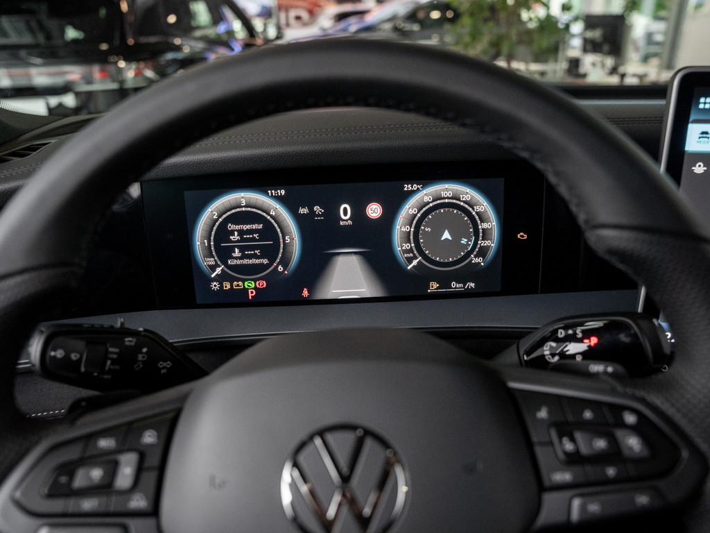 Bild 20 - Tayron R-Line 2.0 l TDI 4MOTION DSG DCC Pano AHK