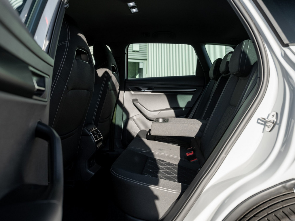 Bild 10 - KAROQ SPORTLINE 2.0 TDI DSG 4X4 Kam. Navi ACC