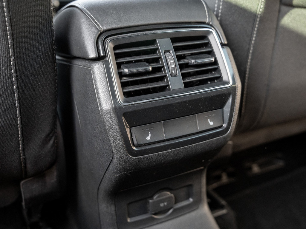 Bild 11 - KAROQ SPORTLINE 2.0 TDI DSG 4X4 Kam. Navi ACC