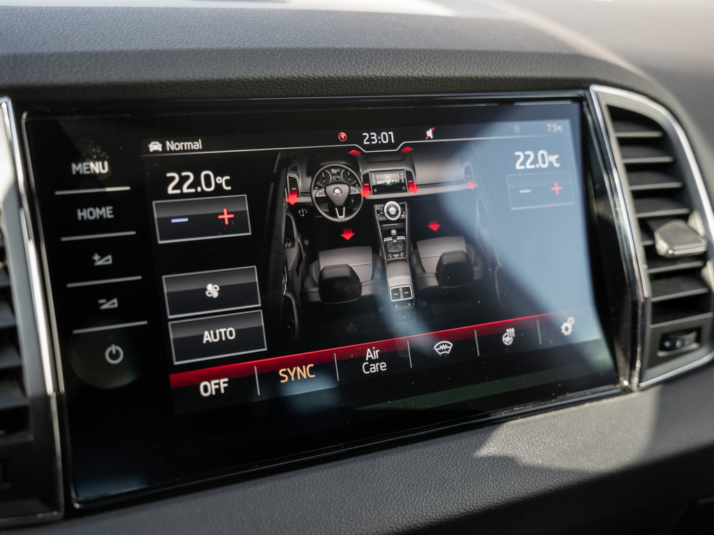 Bild 20 - KAROQ SPORTLINE 2.0 TDI DSG 4X4 Kam. Navi ACC