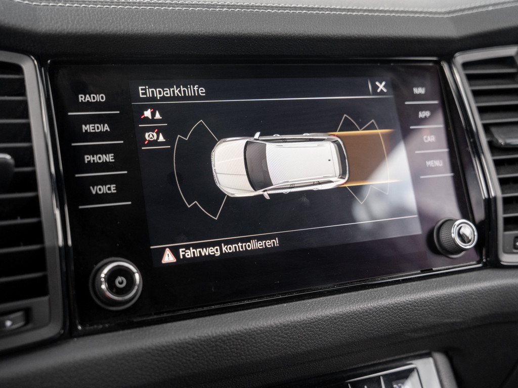 Bild 15 - KODIAQ SPORTLINE 2.0 TDI DSG 4X4 DCC Navi ACC LM