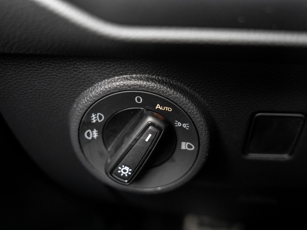 Bild 25 - Ateca 1.5 TSI DCC AHK Kam. Navi Sportp. Virtual