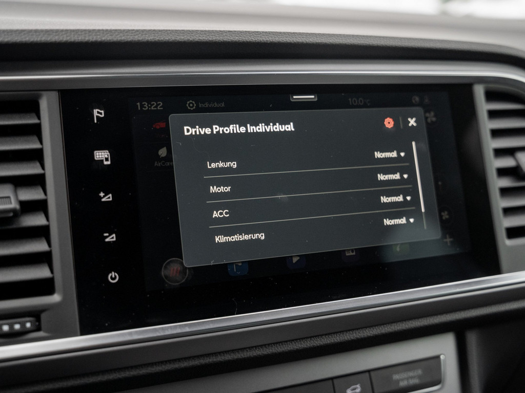 Bild 18 - Ateca 1.5 TSI ACT FR Kam. Navi Sportp. Virtual